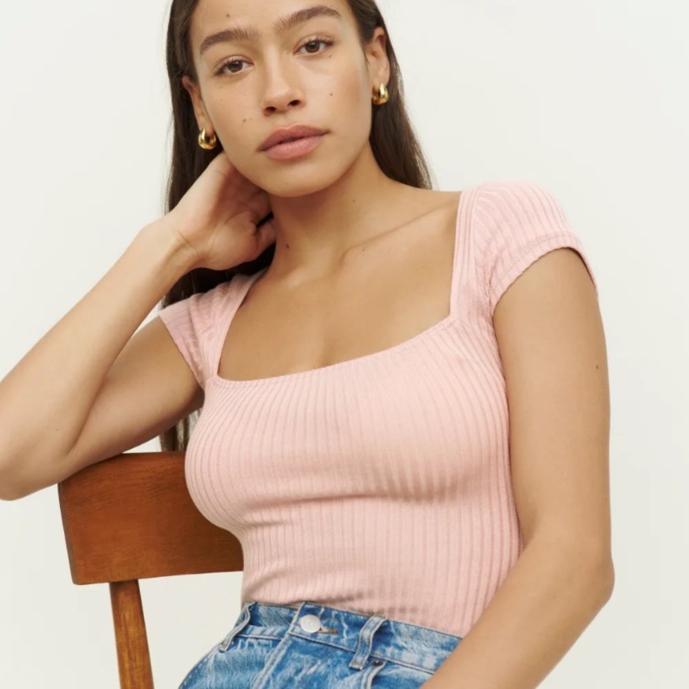 Reformation top dusty rose color - Picture 1 of 3